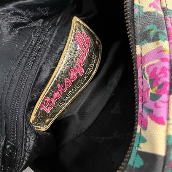 Vintage Betsey Johnson Anchor Floral Bag - Picture 4 of 13